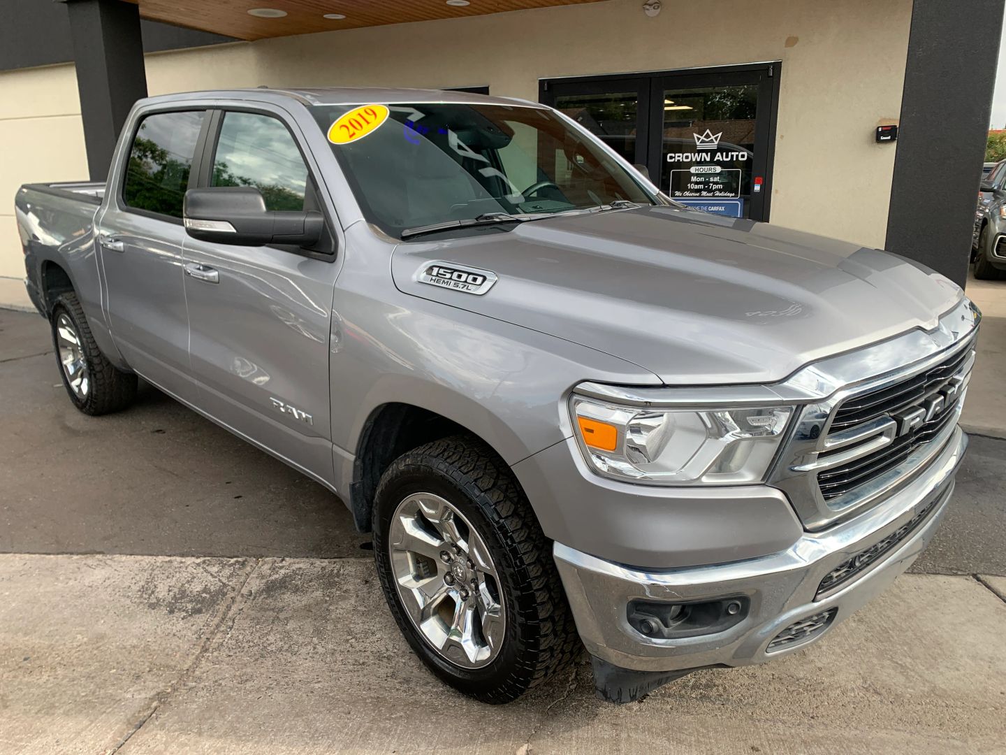 ram ram 1500 pickup 2019 1C6SRFFT1KN744013 image ram ram 1500 pickup 2019 1C6SRFFT1KN744013 image